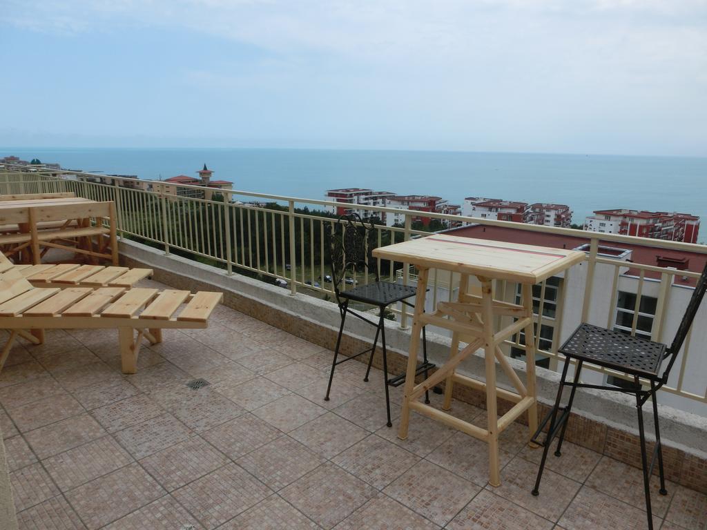 Panoramic Sea View Apartment Crown, Pools And Beach, Свети-Влас Экстерьер фото