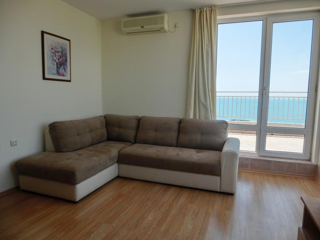 Panoramic Sea View Apartment Crown, Pools And Beach, Свети-Влас Экстерьер фото